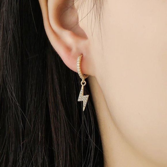 *NEW 925 Sterling Silver Lightening Bolt Earrings - Picture 2 of 8